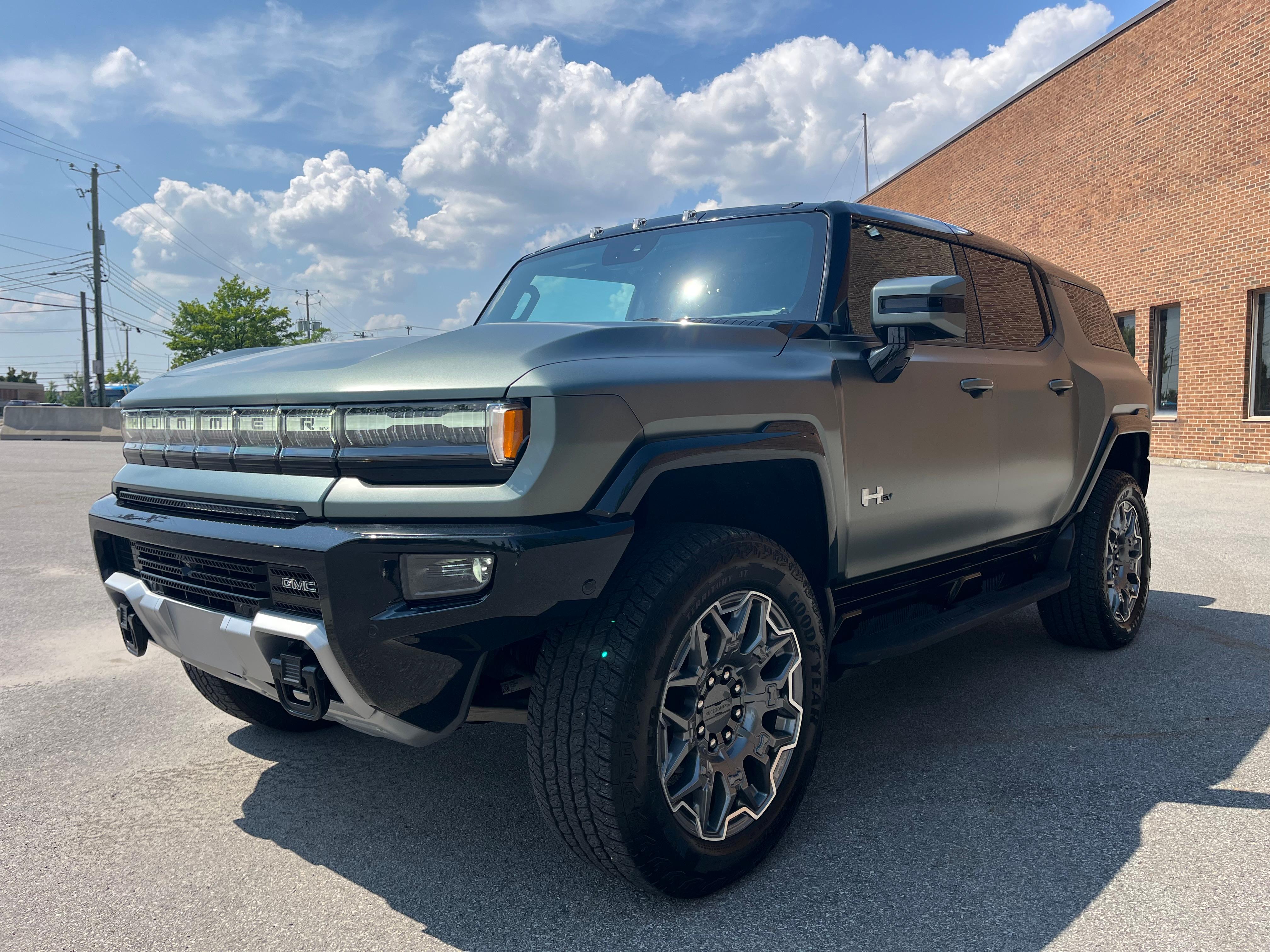 2024 GMC HUMMER SUV